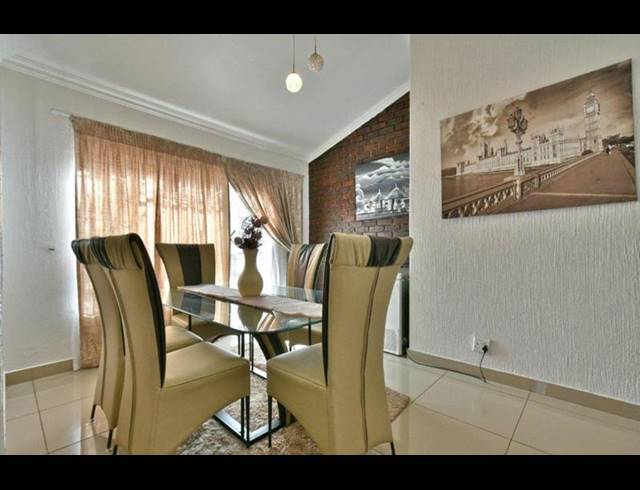 3 BEDROOM HOUSE FOR SALE IN MULBARTON